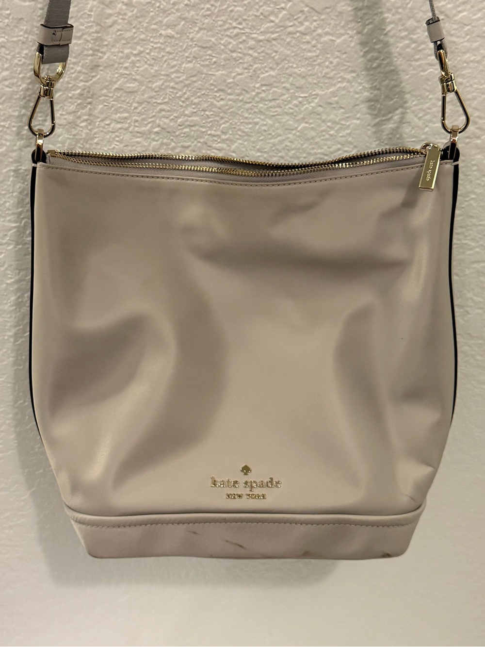 kate spade medium light gray Nylon Zip-Top Shoulder Bag with Gold Hardware - Picture 5 of 5